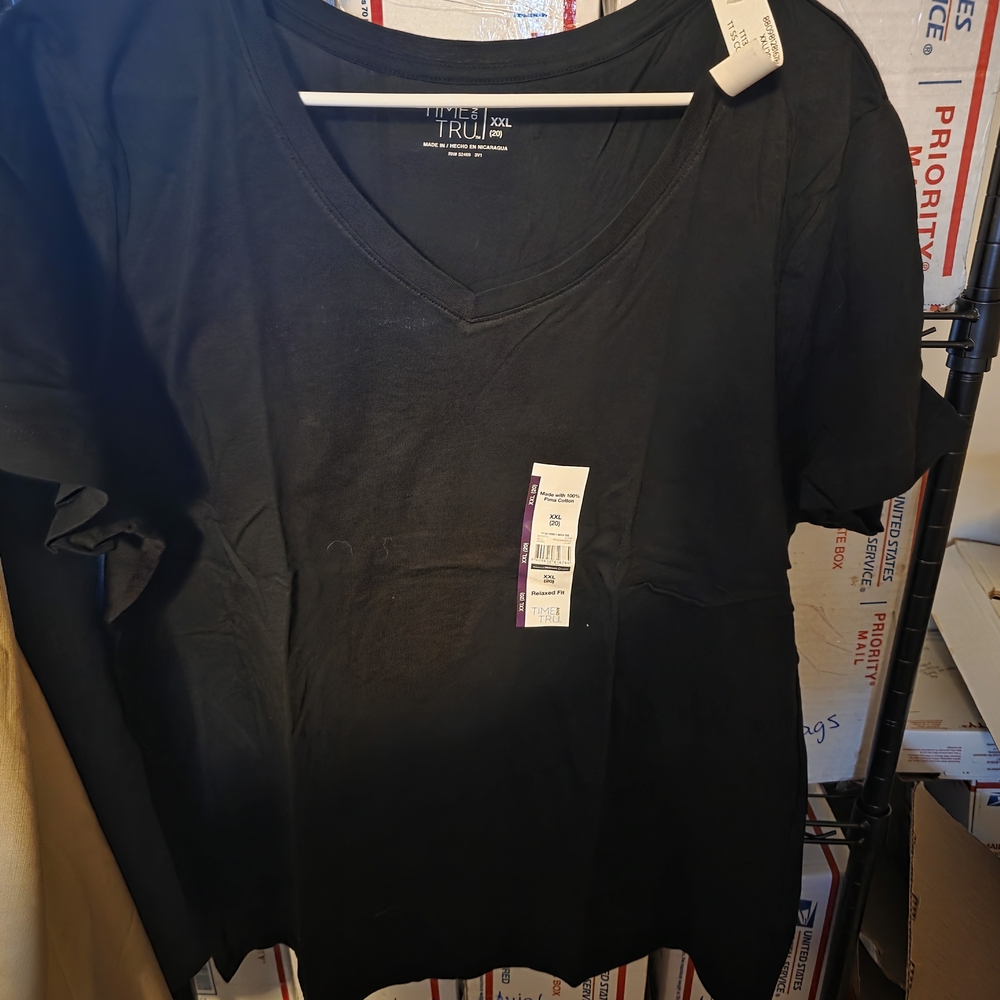 Time and Tru Women's Classic Black Short Sleeve Tee